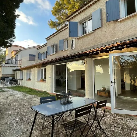 La Solane - Grande Maison Sous Les Pins