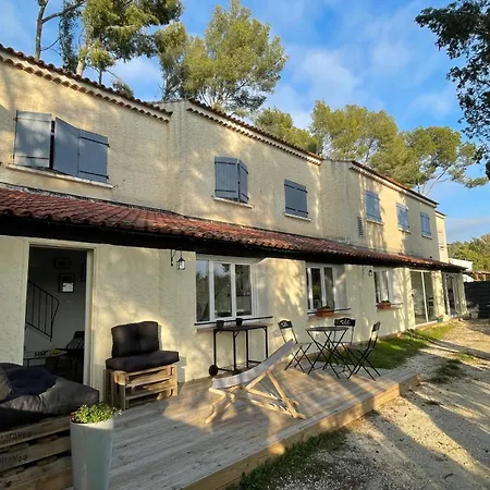 Hébergement de vacances La Solane - Grande Maison Sous Les Pins *