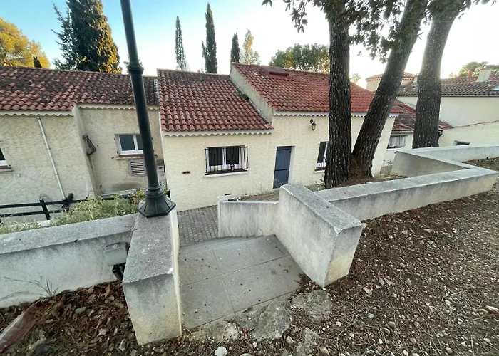 La Solane - Grande Maison Sous Les Pins